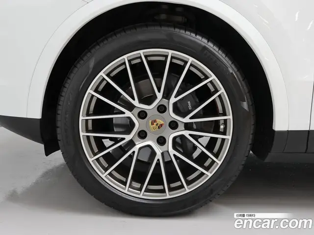 Porsche Cayenne 2022 3.0 автомат (гидро), миниатюра 5 Porsche Cayenne 2022 3.0 автомат (гидро), миниатюра 5