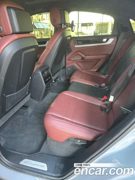 Porsche Cayenne 2024 3.0 автомат (гидро), миниатюра 8