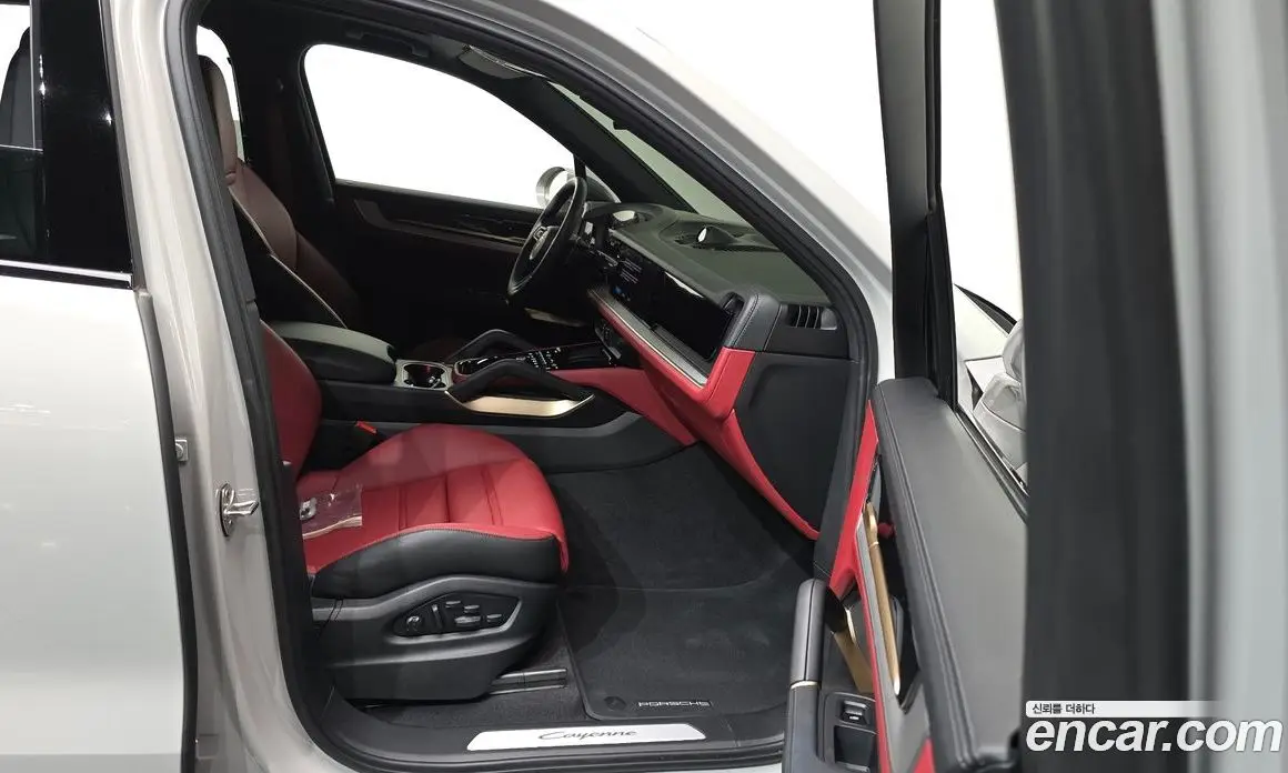 Porsche Cayenne 2025 3.0 автомат (гидро), фото 11 Porsche Cayenne 2025 3.0 автомат (гидро), фото 11