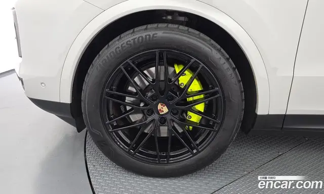 Porsche Cayenne 2025 3.0 автомат (гидро), миниатюра 5 Porsche Cayenne 2025 3.0 автомат (гидро), миниатюра 5