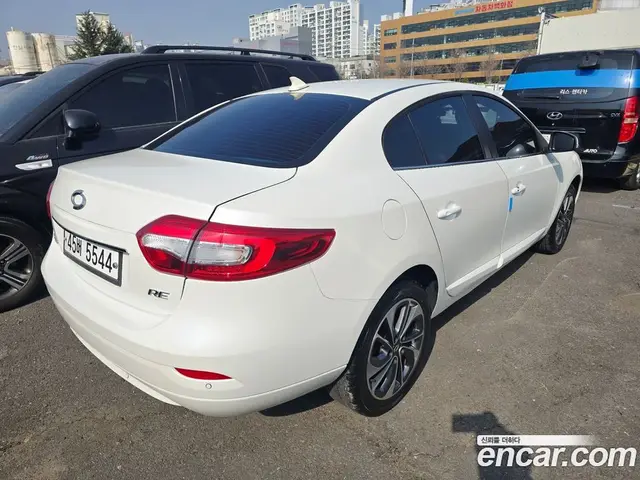 Renault (Samsung) SM3 2014 1.6 автомат (гидро), миниатюра 2 Renault (Samsung) SM3 2014 1.6 автомат (гидро), миниатюра 2