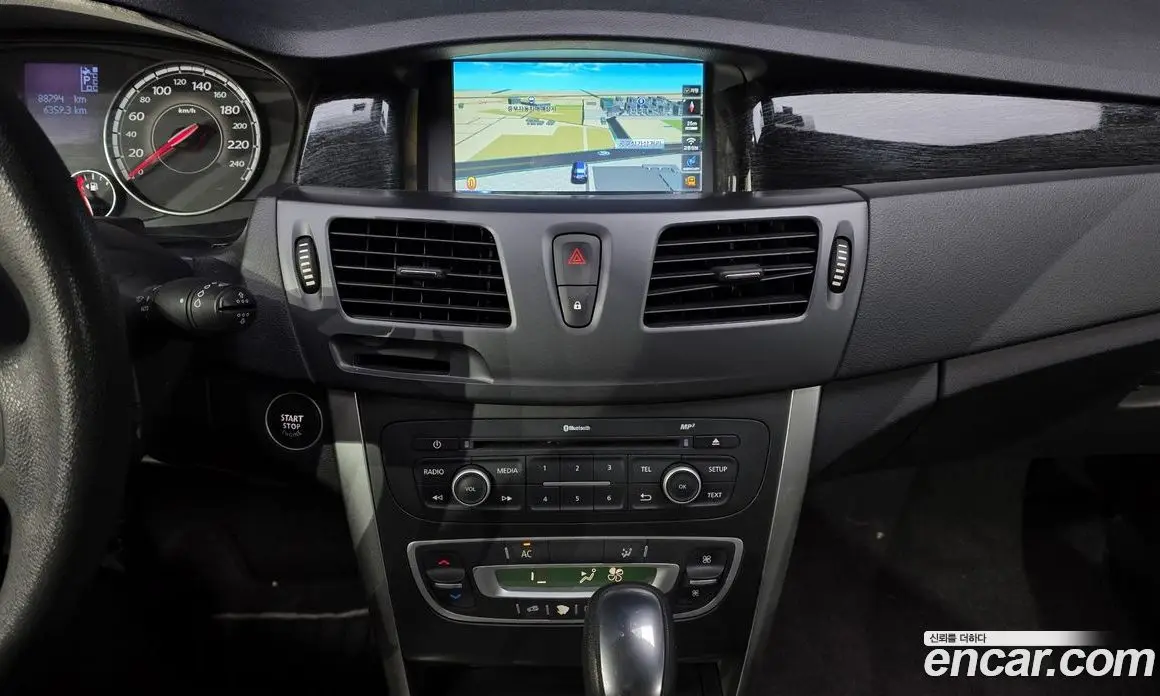 Renault (Samsung) SM5 2016 2.0 автомат (гидро), фото 13 Renault (Samsung) SM5 2016 2.0 автомат (гидро), фото 13