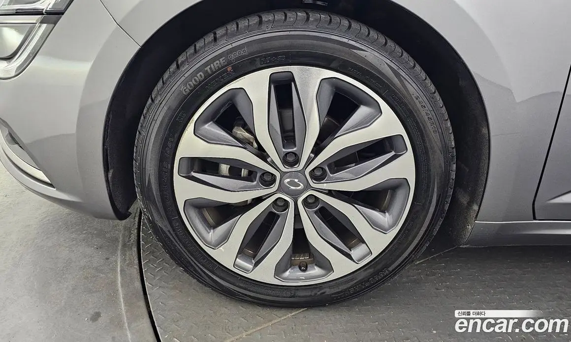 Renault (Samsung) SM6 2017 2.0 автомат (гидро), фото 5 Renault (Samsung) SM6 2017 2.0 автомат (гидро), фото 5