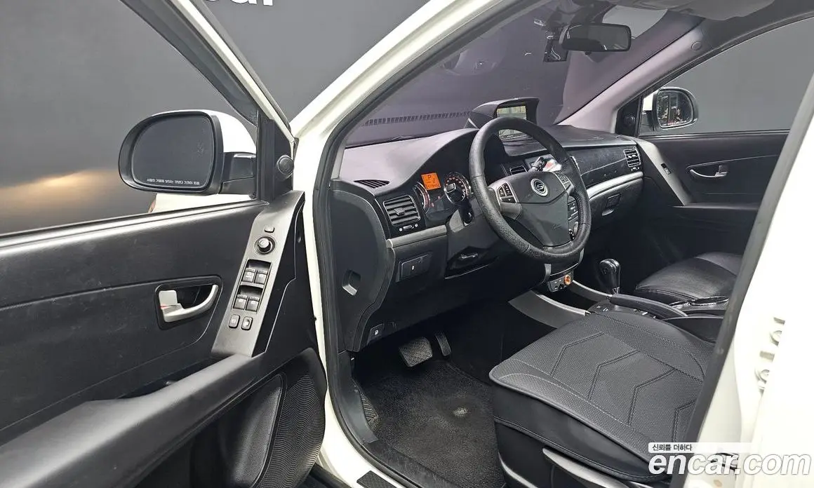 SsangYong Korando 2013 2.0 автомат (гидро), фото 10 SsangYong Korando 2013 2.0 автомат (гидро), фото 10