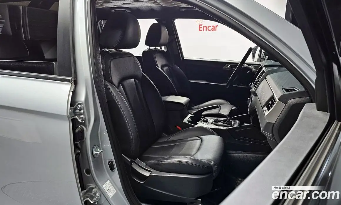 SsangYong Rexton 2018 2.2 автомат (гидро), фото 10 SsangYong Rexton 2018 2.2 автомат (гидро), фото 10