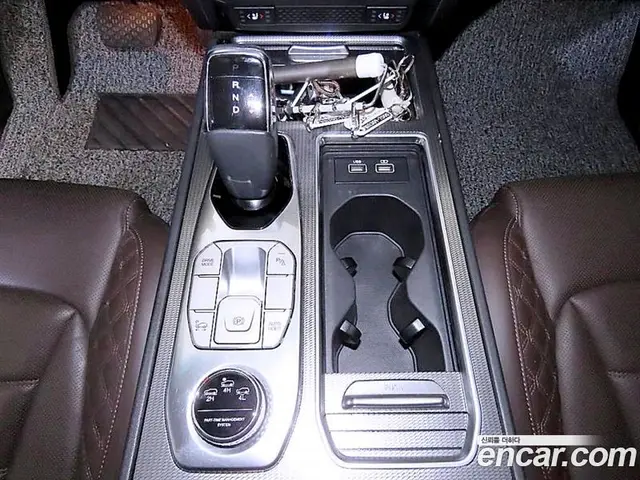 SsangYong Rexton 2022 2.2 автомат (гидро), миниатюра 11 SsangYong Rexton 2022 2.2 автомат (гидро), миниатюра 11