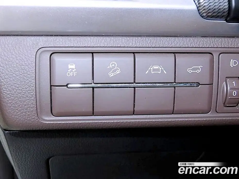 SsangYong Rexton 2022 2.2 автомат (гидро), фото 13 SsangYong Rexton 2022 2.2 автомат (гидро), фото 13