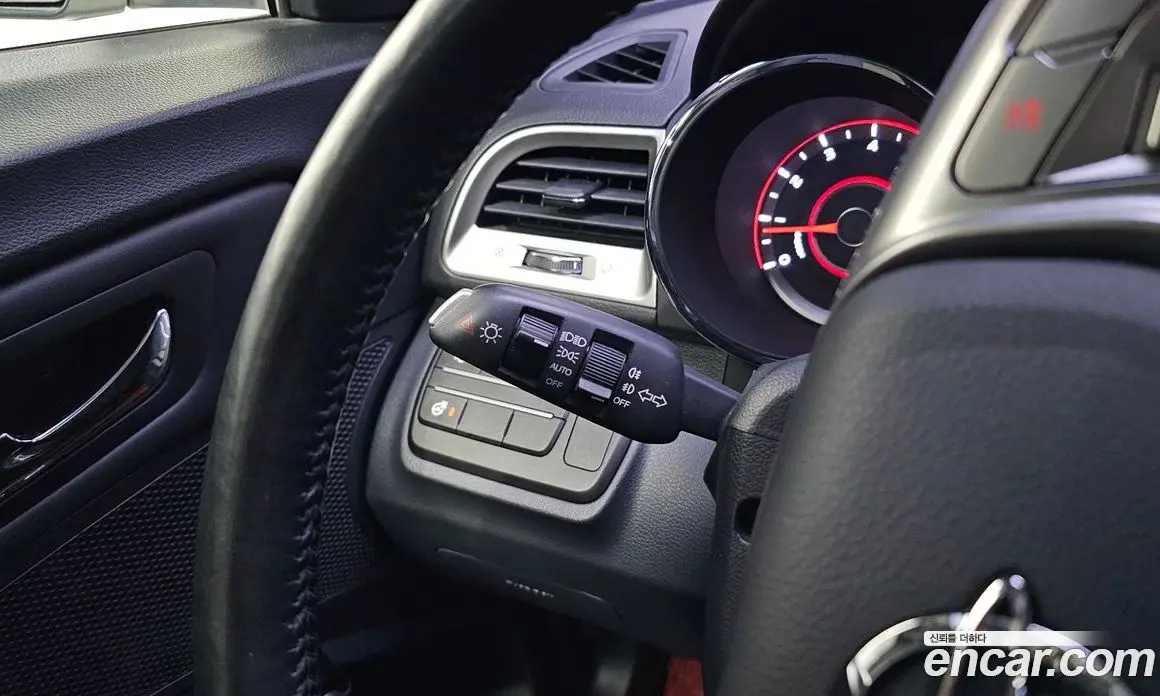 SsangYong TIBOLI 2015 1.6 автомат (гидро), фото 16