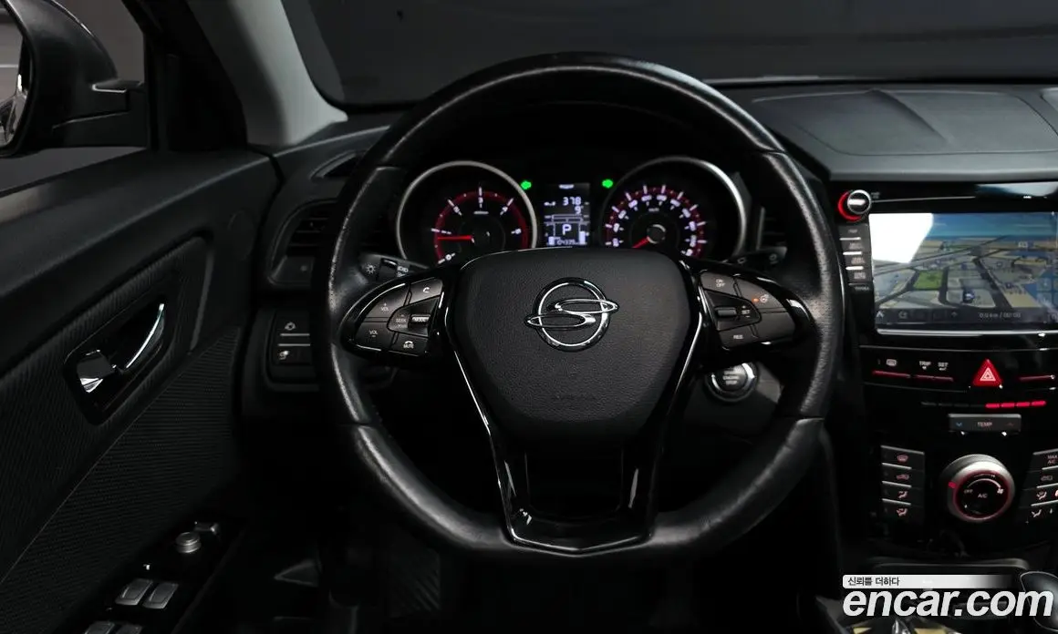 SsangYong TIBOLI 2016 1.6 автомат (гидро), фото 12