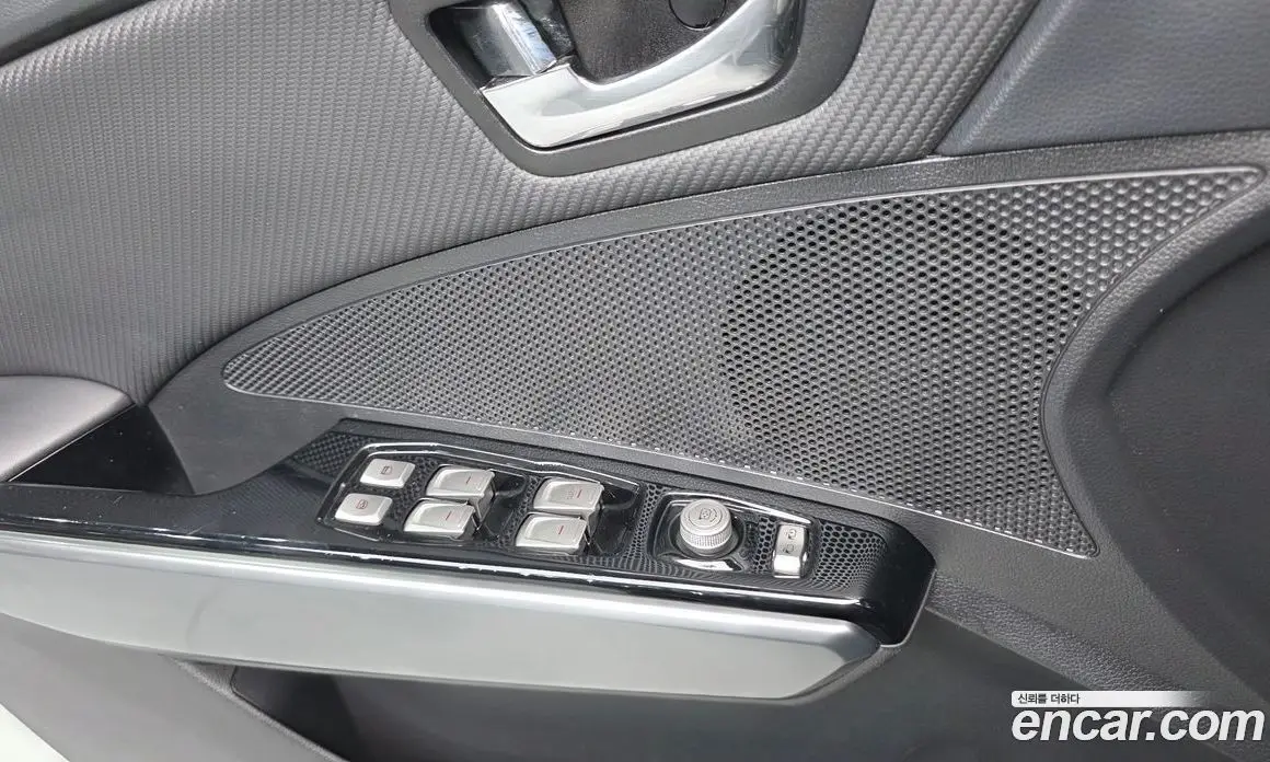 SsangYong TIBOLI 2019 1.6 автомат (гидро), фото 12