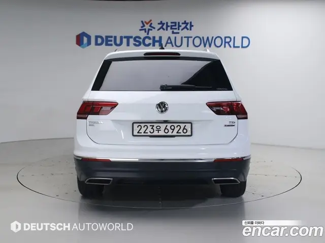Volkswagen Tiguan 2018 2.0 автомат (гидро), миниатюра 4