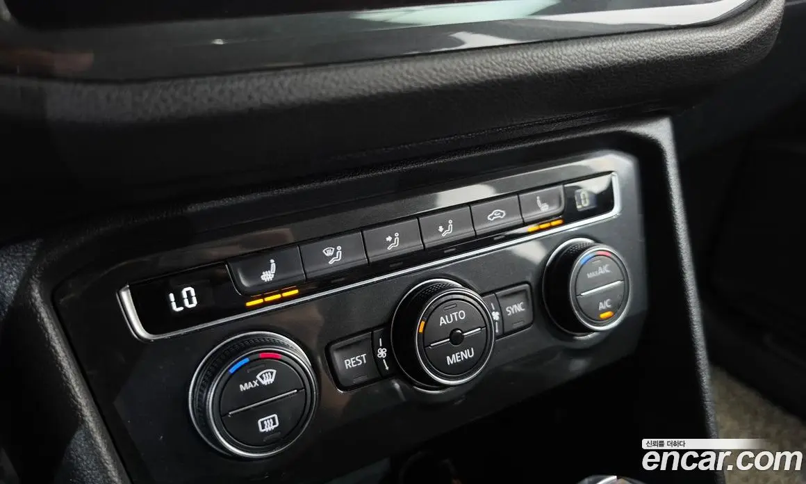 Volkswagen Tiguan 2018 2.0 автомат (гидро), фото 17