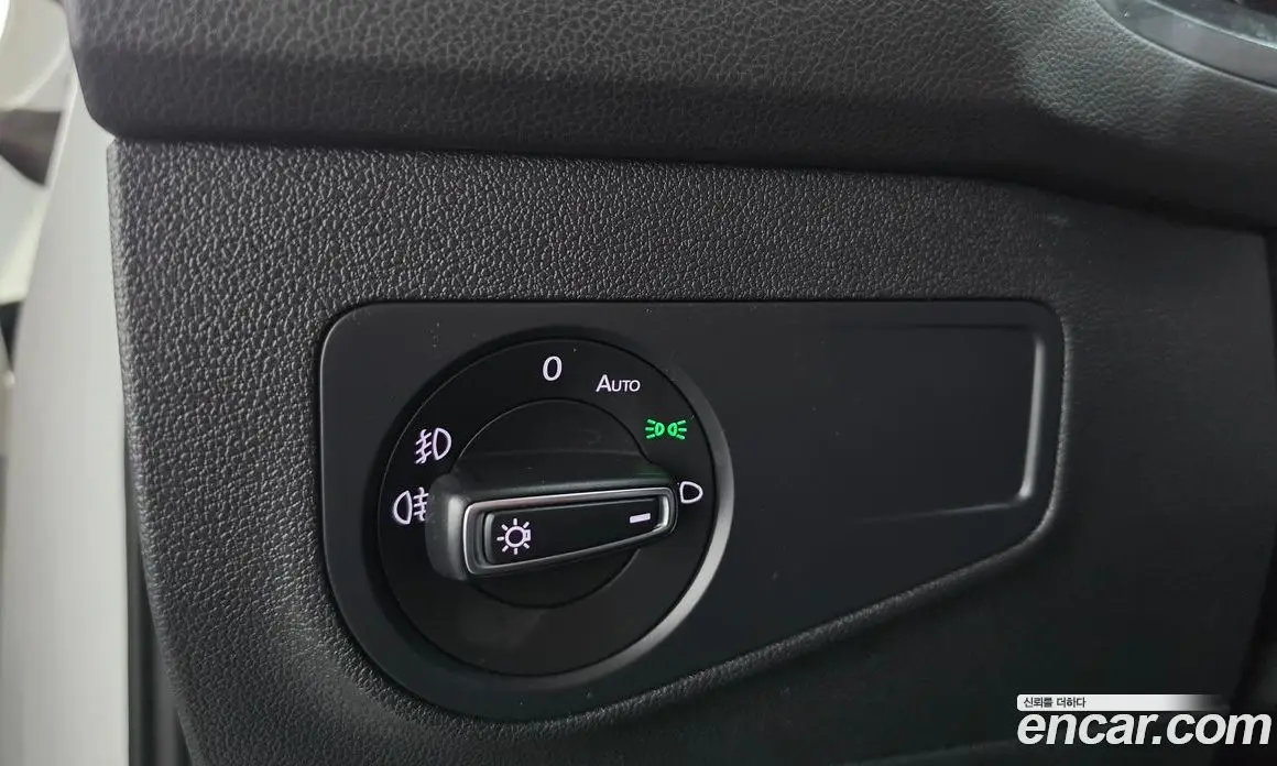 Volkswagen Tiguan 2018 2.0 автомат (гидро), фото 18