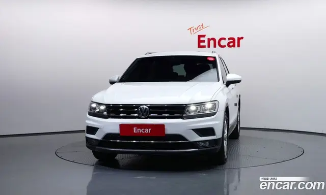 Volkswagen Tiguan 2018 2.0 автомат (гидро), миниатюра 3