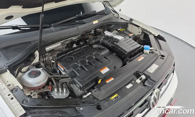 Volkswagen Tiguan 2018 2.0 автомат (гидро), миниатюра 6