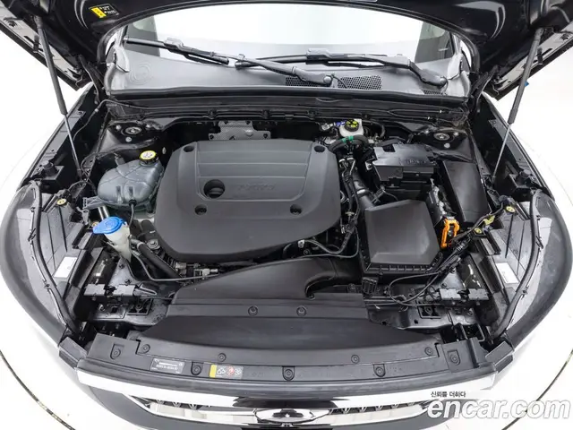 Volvo XC40 2023 2.0 автомат (гидро), миниатюра 7