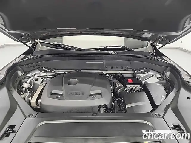 Volvo XC90 2019 2.0 автомат (гидро), миниатюра 5 Volvo XC90 2019 2.0 автомат (гидро), миниатюра 5