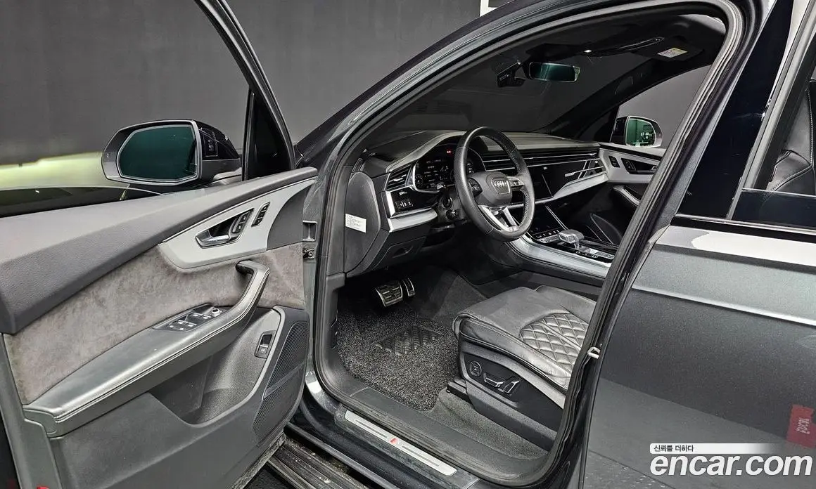 Audi Q7 2022 3.0 автомат (гидро), фото 11