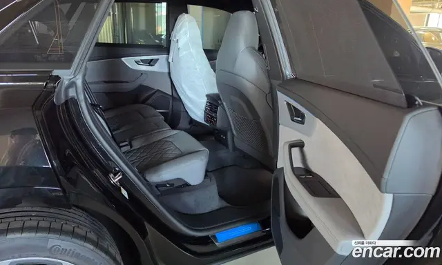Audi Q8 2026 3.0 автомат (гидро), миниатюра 11 Audi Q8 2026 3.0 автомат (гидро), миниатюра 11