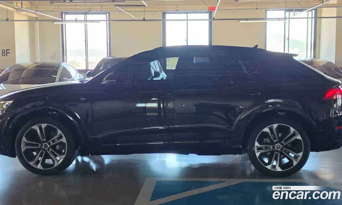 Audi Q8 2026 3.0 автомат (гидро), фото 5 Audi Q8 2026 3.0 автомат (гидро), фото 5