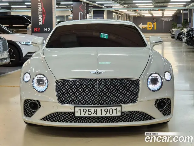 Bentley Continental 2022 4.0 автомат (гидро), миниатюра 2
