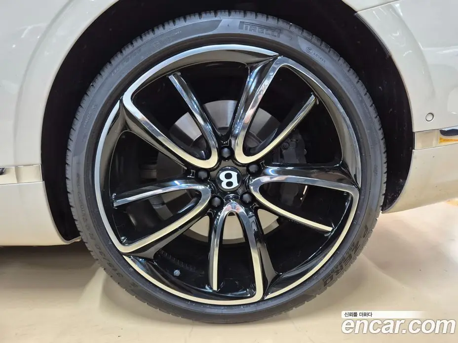 Bentley Continental 2022 4.0 автомат (гидро), фото 18