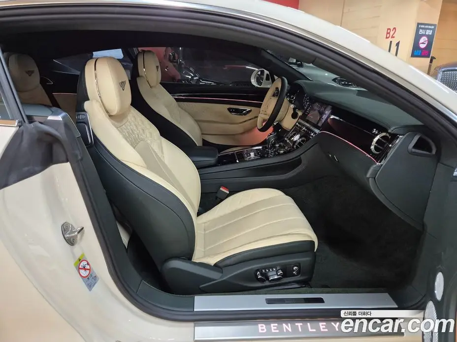 Bentley Continental 2022 4.0 автомат (гидро), фото 9