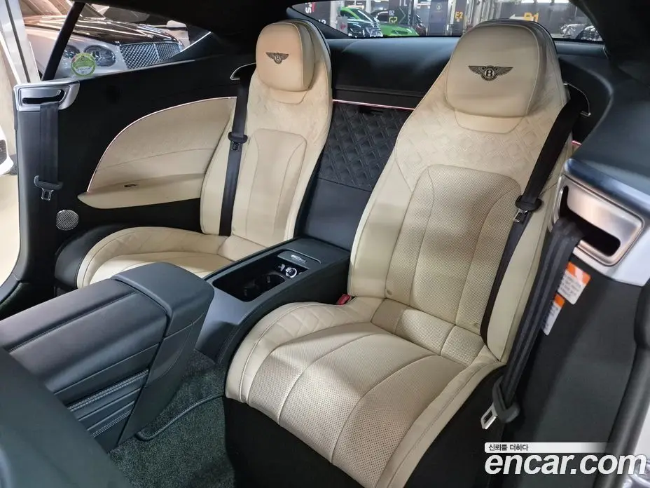 Bentley Continental 2022 4.0 автомат (гидро), фото 10