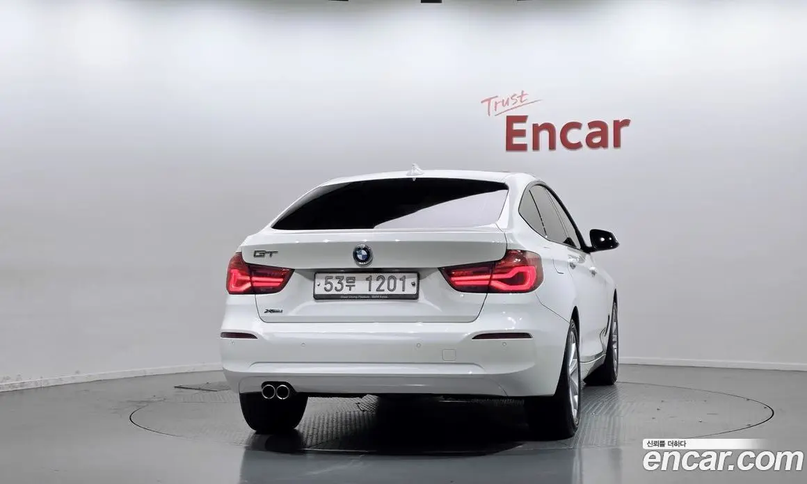 BMW 3 серия 2017 2.0 автомат (гидро), фото 4