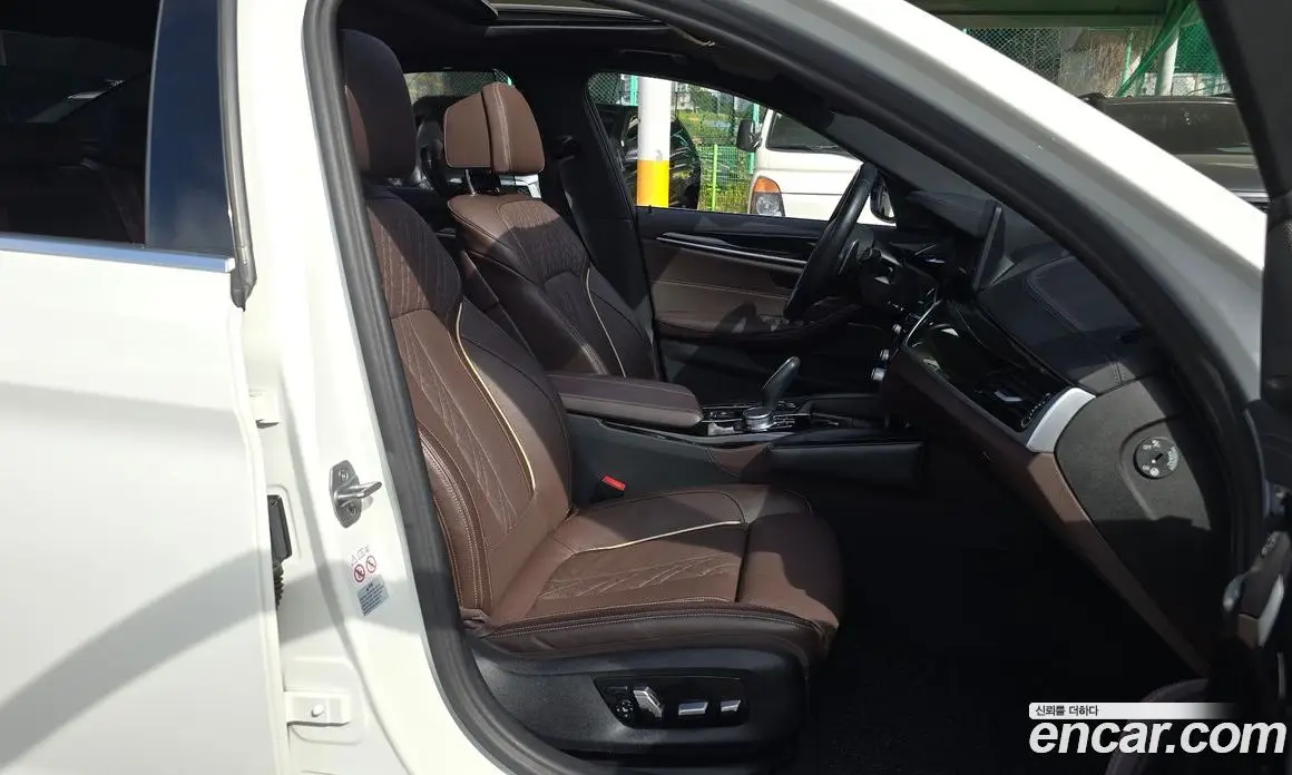 BMW 5 серия 2023 2.0 автомат (гидро), фото 11 BMW 5 серия 2023 2.0 автомат (гидро), фото 11