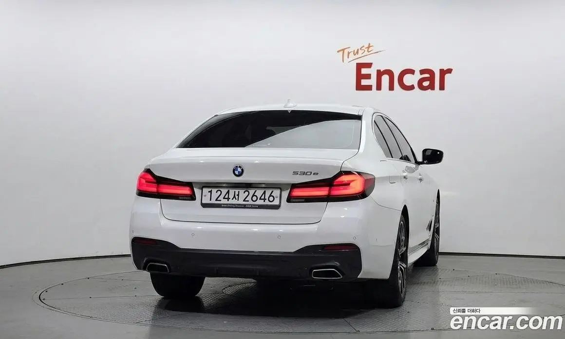 BMW 5 серия 2023 2.0 автомат (гидро), фото 4 BMW 5 серия 2023 2.0 автомат (гидро), фото 4