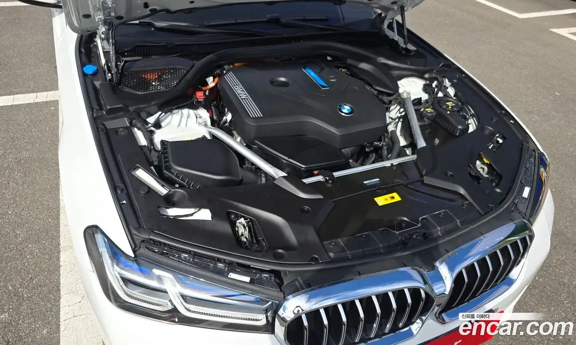 BMW 5 серия 2023 2.0 автомат (гидро), фото 6 BMW 5 серия 2023 2.0 автомат (гидро), фото 6