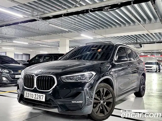 BMW X1 2020 2.0 автомат (гидро), миниатюра 3 BMW X1 2020 2.0 автомат (гидро), миниатюра 3