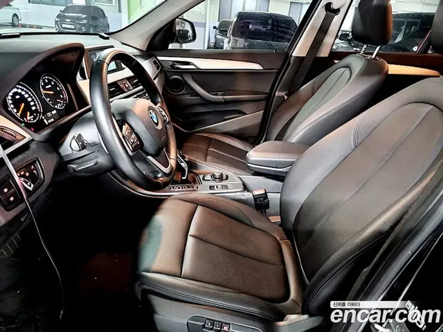 BMW X1 2020 2.0 автомат (гидро), миниатюра 6 BMW X1 2020 2.0 автомат (гидро), миниатюра 6