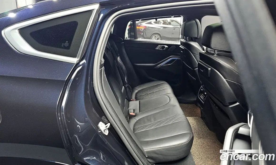 BMW X6 2022 3.0 автомат (гидро), фото 11
