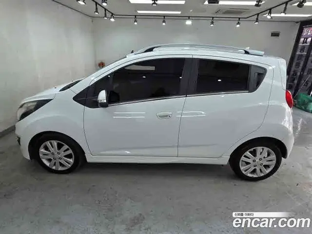 Chevrolet Spark 2013 1.0 автомат (гидро), миниатюра 5