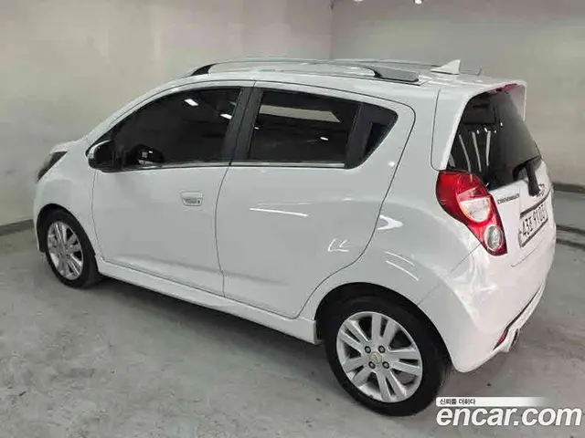 Chevrolet Spark 2013 1.0 автомат (гидро), миниатюра 7