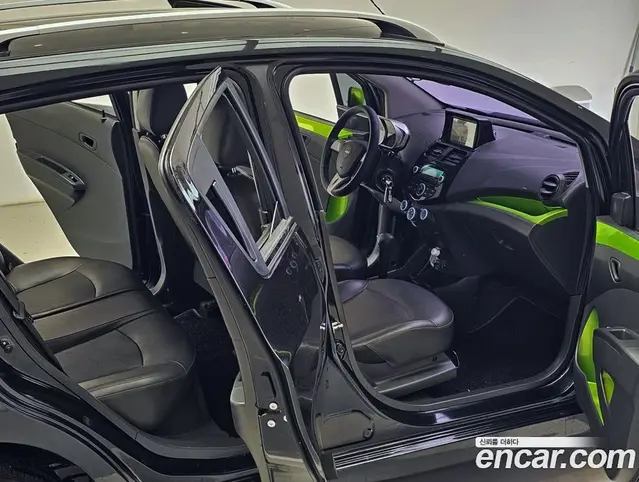 Chevrolet Spark 2014 1.0 автомат (гидро), миниатюра 8