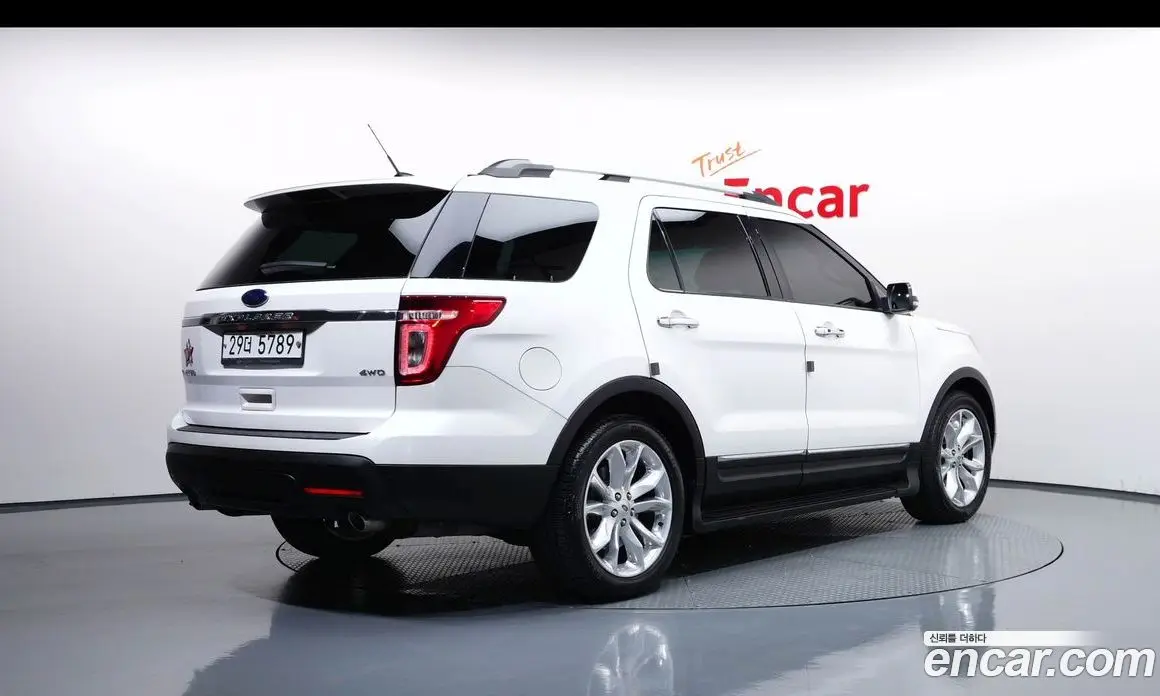 Ford Explorer 2014 3.5 автомат (гидро), фото 2 Ford Explorer 2014 3.5 автомат (гидро), фото 2