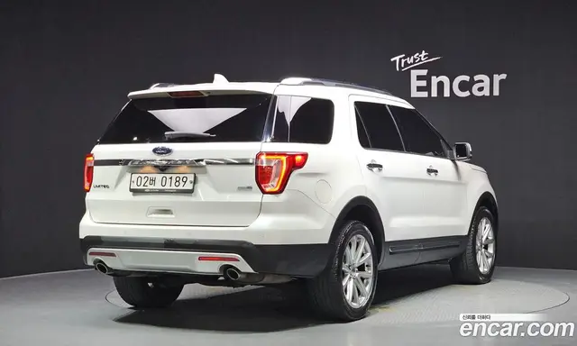 Ford Explorer 2016 2.3 автомат (гидро), миниатюра 2 Ford Explorer 2016 2.3 автомат (гидро), миниатюра 2