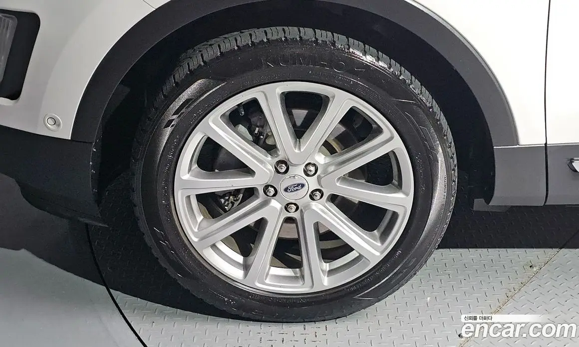 Ford Explorer 2016 2.3 автомат (гидро), фото 5 Ford Explorer 2016 2.3 автомат (гидро), фото 5