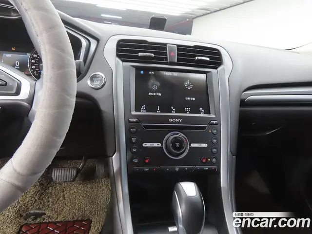 Ford Mondeo 2017 2.0 автомат (гидро), миниатюра 10