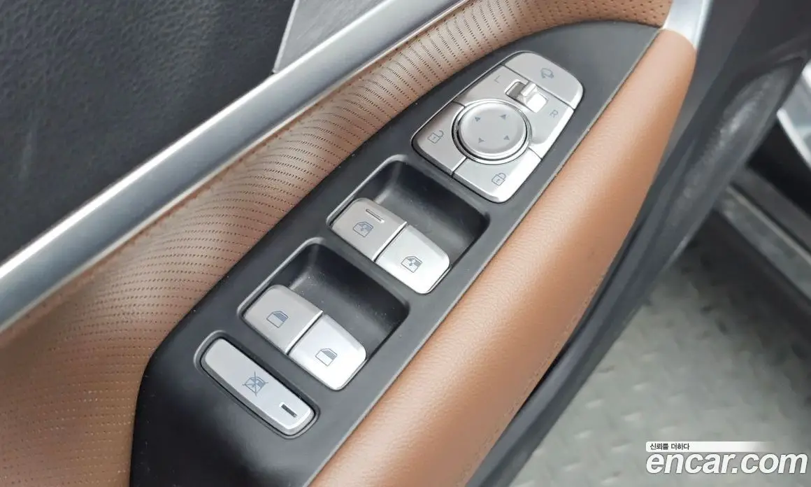 Genesis G70 2019 2.0 автомат (гидро), фото 16