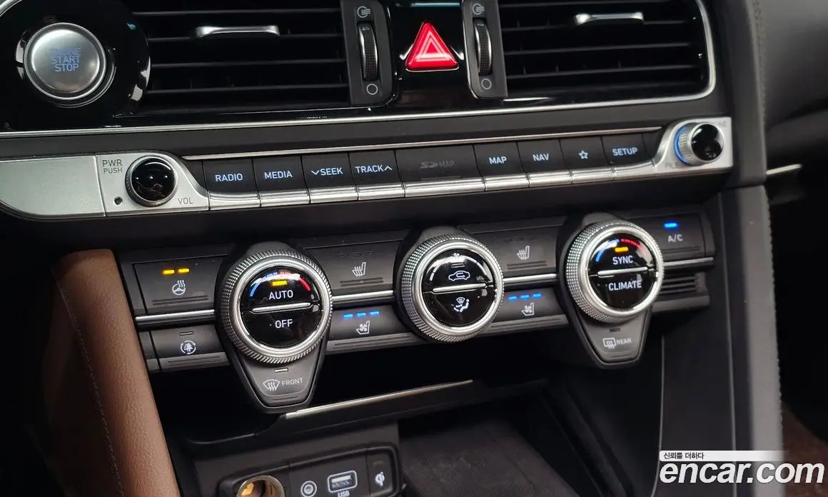 Genesis G70 2019 2.0 автомат (гидро), фото 18