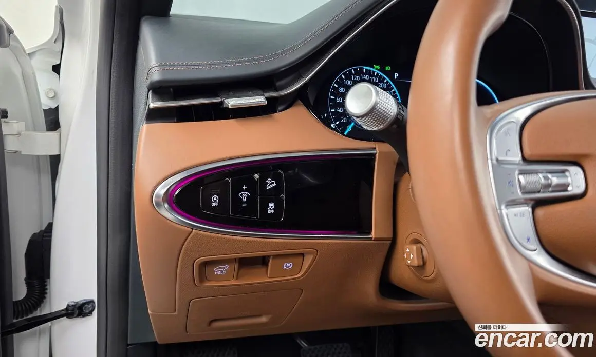 Genesis GV70 2021 2.5 автомат (гидро), фото 16 Genesis GV70 2021 2.5 автомат (гидро), фото 16