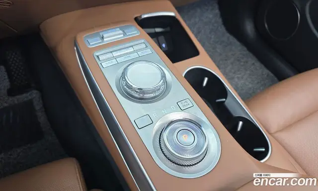 Genesis GV70 2021 2.5 автомат (гидро), миниатюра 9