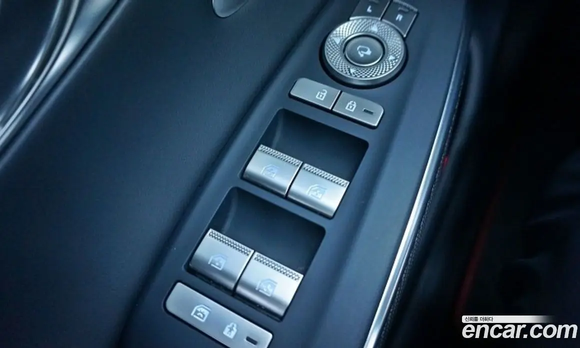 Genesis GV70 2024 3.5 автомат (гидро), фото 11