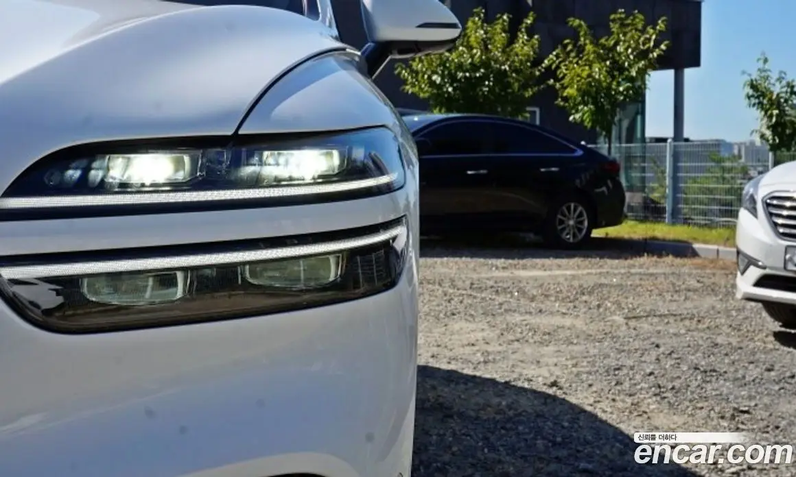 Genesis GV70 2024 3.5 автомат (гидро), фото 20
