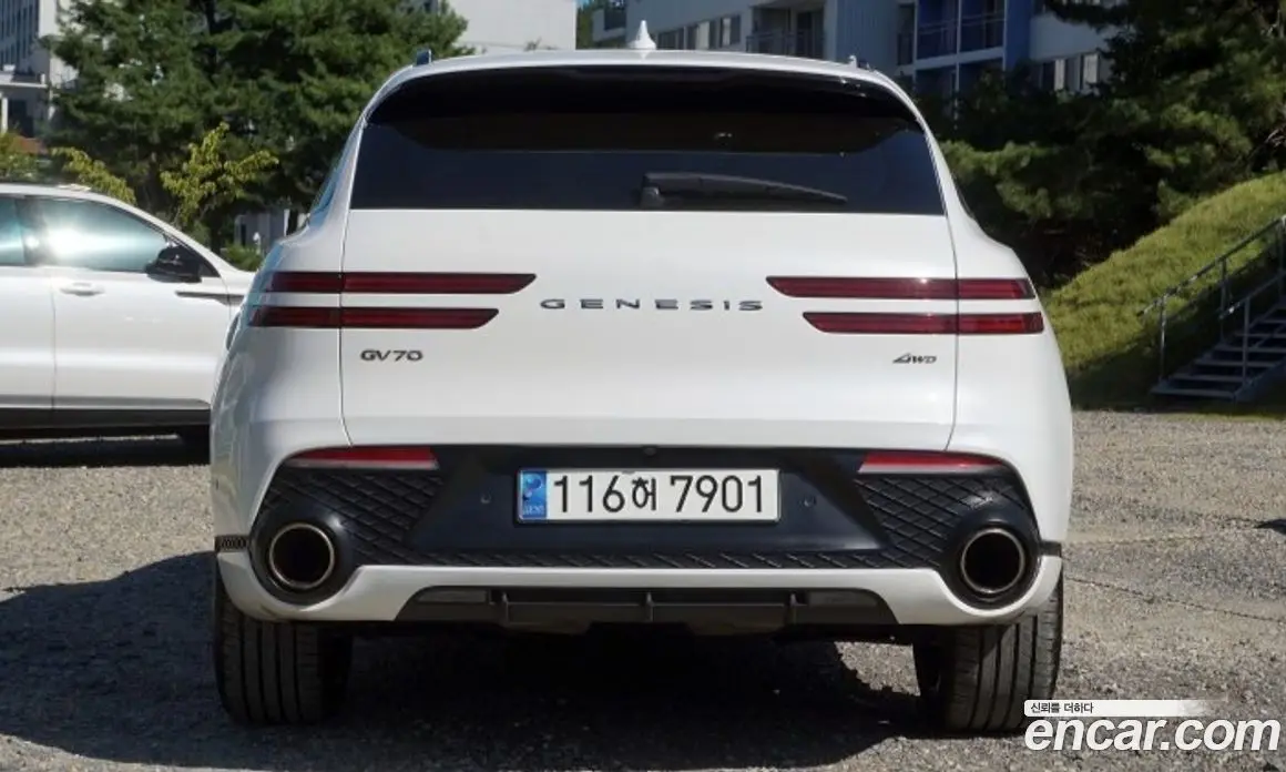 Genesis GV70 2024 3.5 автомат (гидро), фото 3
