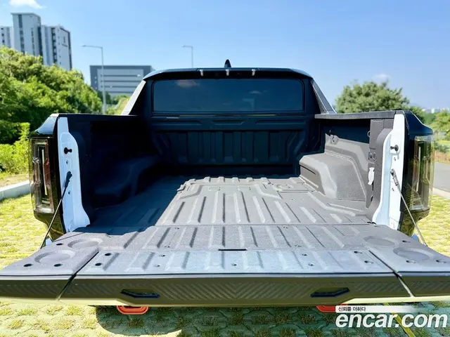 GMC Hummer EV 2024 0.6 автомат (гидро), миниатюра 8 GMC Hummer EV 2024 0.6 автомат (гидро), миниатюра 8